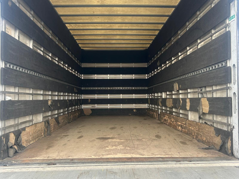 بصندوق مغلق شاحنة Mercedes-Benz Atego 816 APK/TUV 09-11 2025: صور 10