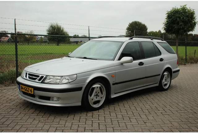 سيارة Saab 9-5 Estate 2.3 TURBO S Aero: صور 1