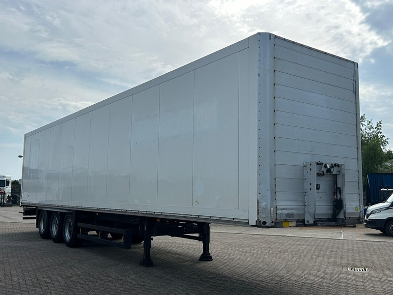 Schmitz Cargobull 3 axle SAF DRUM TUV 04-04 2026 - بصندوق مغلق نصف مقطورة: صور 5 Schmitz Cargobull 3 axle SAF DRUM TUV 04-04 2026 - بصندوق مغلق نصف مقطورة: صور 5