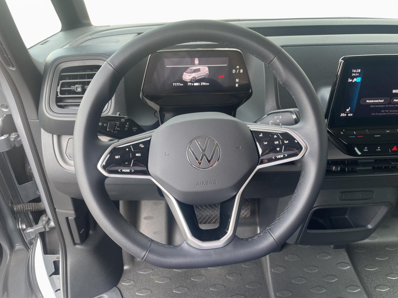 VOLKSWAGEN ID.Buzz Cargo 150 kW Klima AHK Navi - فان المدمجة, فان كهربائية: صور 2 VOLKSWAGEN ID.Buzz Cargo 150 kW Klima AHK Navi - فان المدمجة, فان كهربائية: صور 2