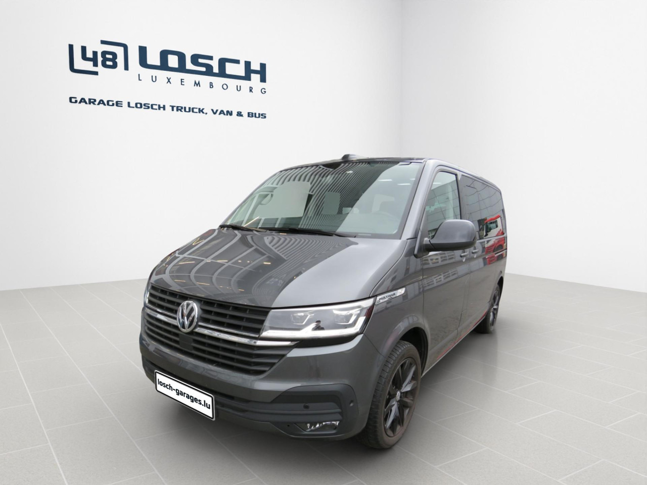 VOLKSWAGEN T6.1 Multivan Comfortline Edition Court Bluetooth - سيارة: صور 1 VOLKSWAGEN T6.1 Multivan Comfortline Edition Court Bluetooth - سيارة: صور 1