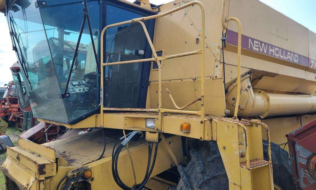 New Holland TX36 - حصادة شاملة: صور 2 New Holland TX36 - حصادة شاملة: صور 2