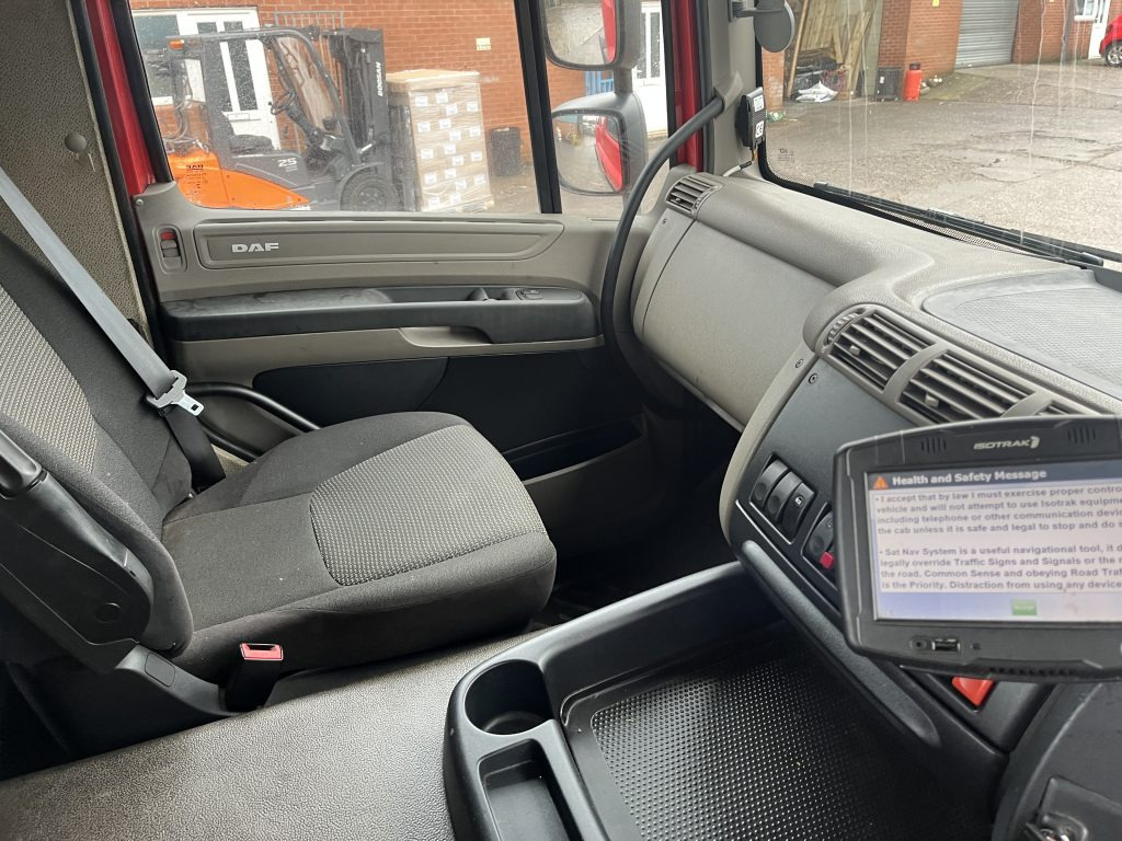 DAF CF 85 460 - شاحنة جرار: صور 4 DAF CF 85 460 - شاحنة جرار: صور 4