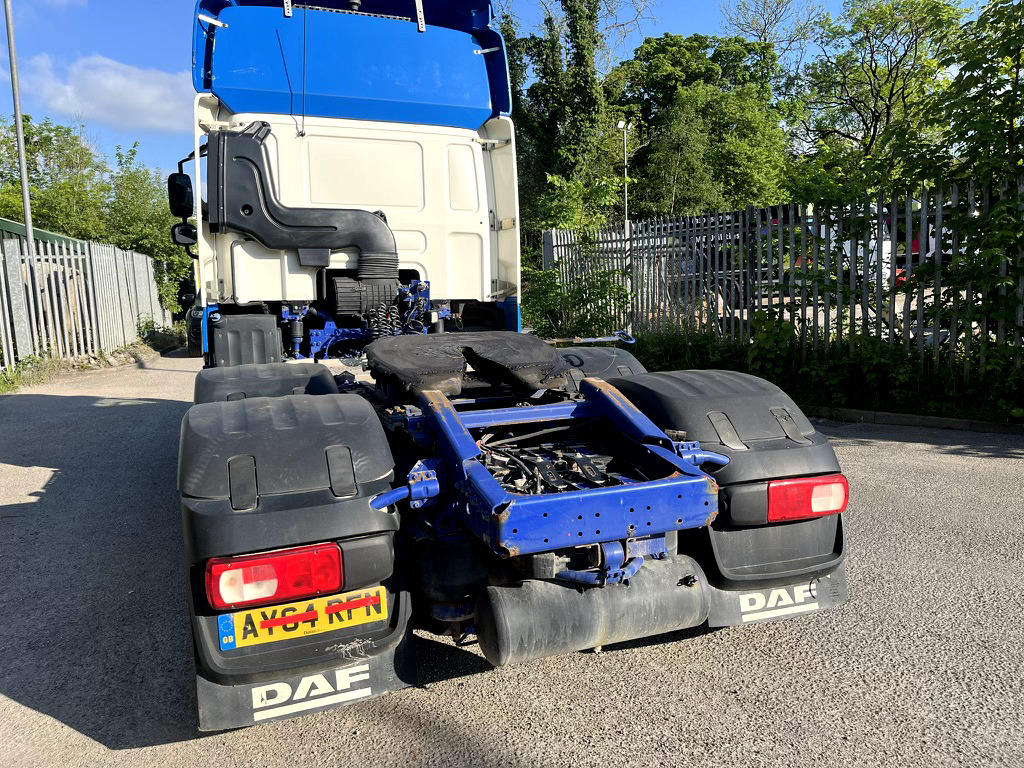 Daf 85CF-460 6x2 Euro 6 - شاحنة جرار: صور 4 Daf 85CF-460 6x2 Euro 6 - شاحنة جرار: صور 4