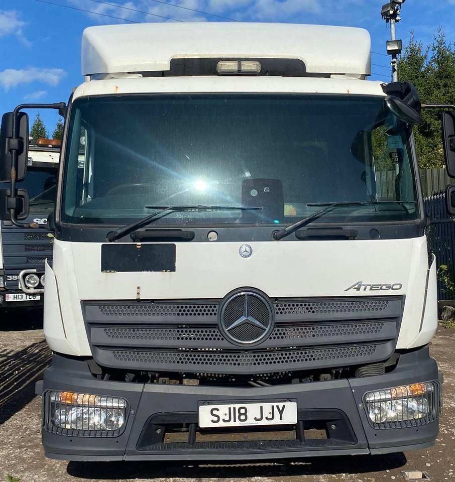 Mercedes Atego 816 - بصندوق مغلق شاحنة: صور 2 Mercedes Atego 816 - بصندوق مغلق شاحنة: صور 2