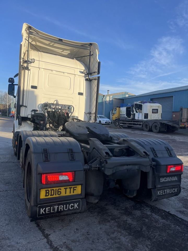 Scania R450 6X2 - شاحنة جرار: صور 4 Scania R450 6X2 - شاحنة جرار: صور 4