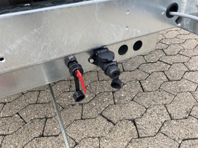 Brenderup Rückwärtskipper BT4260STB 2000, 2,0 to., E-Pumpe, 259x143x35cm - قلابة مقطورة: صور 3 Brenderup Rückwärtskipper BT4260STB 2000, 2,0 to., E-Pumpe, 259x143x35cm - قلابة مقطورة: صور 3