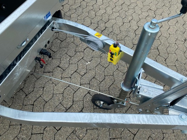 Brenderup Rückwärtskipper BT4260STB 2500, 2,5 to., E-Pumpe, 259x143x35cm - قلابة مقطورة: صور 3 Brenderup Rückwärtskipper BT4260STB 2500, 2,5 to., E-Pumpe, 259x143x35cm - قلابة مقطورة: صور 3