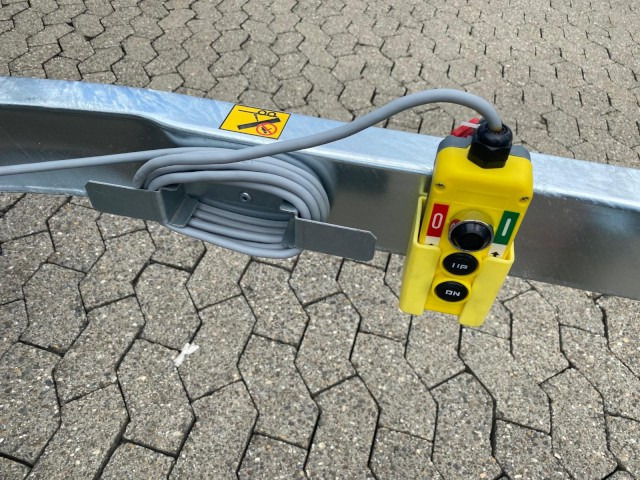 Brenderup Rückwärtskipper BT4260STB 2500, 2,5 to., E-Pumpe, 259x143x35cm - قلابة مقطورة: صور 5 Brenderup Rückwärtskipper BT4260STB 2500, 2,5 to., E-Pumpe, 259x143x35cm - قلابة مقطورة: صور 5
