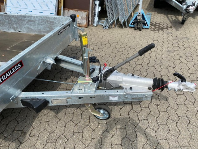 Brian James General Plant Baumaschinenanhänger 551-4017, 4000 x 1850 mm, 3,5 to. - مقطورة لنقل المعدات: صور 2 Brian James General Plant Baumaschinenanhänger 551-4017, 4000 x 1850 mm, 3,5 to. - مقطورة لنقل المعدات: صور 2