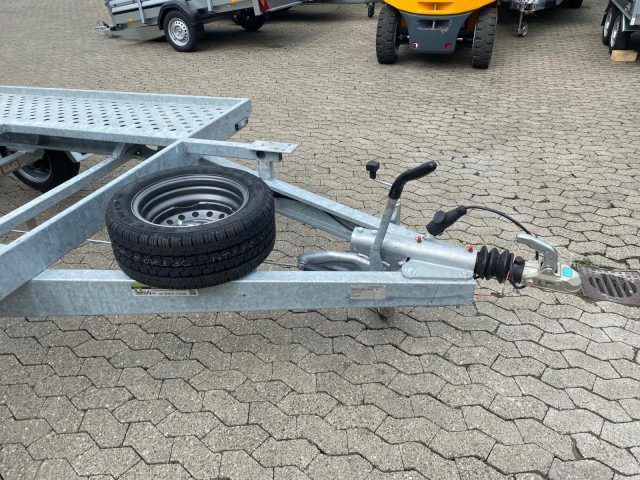 Gala BGG Taurus 4530SL 4550 x 2050 mm, 3,0 to. ZG, 2-Achs - شاحنة نقل سيارات مقطورة: صور 2 Gala BGG Taurus 4530SL 4550 x 2050 mm, 3,0 to. ZG, 2-Achs - شاحنة نقل سيارات مقطورة: صور 2