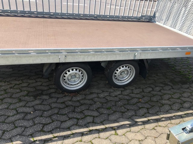 Hapert Indigo HT-2 Transporter 4050 x 2000 mm, 2,7 to. Rampe - مقطورات السيارات: صور 4 Hapert Indigo HT-2 Transporter 4050 x 2000 mm, 2,7 to. Rampe - مقطورات السيارات: صور 4
