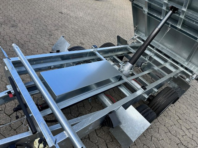 Humbaur 3-Seitenkipper HTK 2700.27 E-Pumpe Alu, 2670 x 1500 x 350 mm, 2,7 to. - قلابة مقطورة: صور 5 Humbaur 3-Seitenkipper HTK 2700.27 E-Pumpe Alu, 2670 x 1500 x 350 mm, 2,7 to. - قلابة مقطورة: صور 5