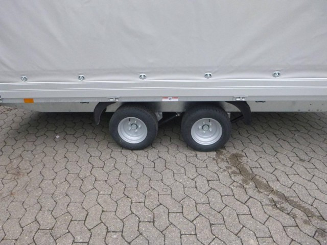 Humbaur HN 254118 Hochlader mit Hochplane 2,5 to. 4100 x 1850 x 350 mm - مقطورات السيارات: صور 3 Humbaur HN 254118 Hochlader mit Hochplane 2,5 to. 4100 x 1850 x 350 mm - مقطورات السيارات: صور 3