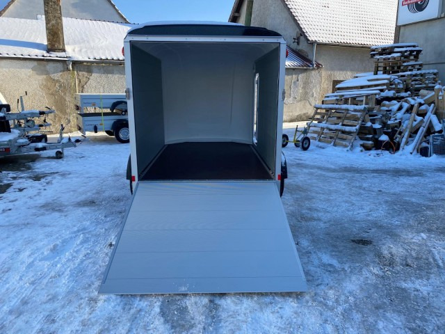 Humbaur Poly-Alu Koffer HKPA 263217, 2,6 to. 100 km/h, 3280 x 1770 x 1800 mm - بصندوق مغلق مقطورة: صور 1 Humbaur Poly-Alu Koffer HKPA 263217, 2,6 to. 100 km/h, 3280 x 1770 x 1800 mm - بصندوق مغلق مقطورة: صور 1