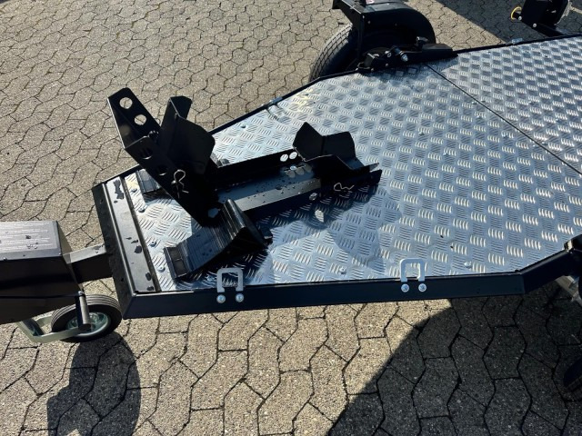 Lorries Motorradanhänger MT-1, 0,75 to. 245 x 99 cm, absenkbar - مقطورة دراجة نارية: صور 4 Lorries Motorradanhänger MT-1, 0,75 to. 245 x 99 cm, absenkbar - مقطورة دراجة نارية: صور 4