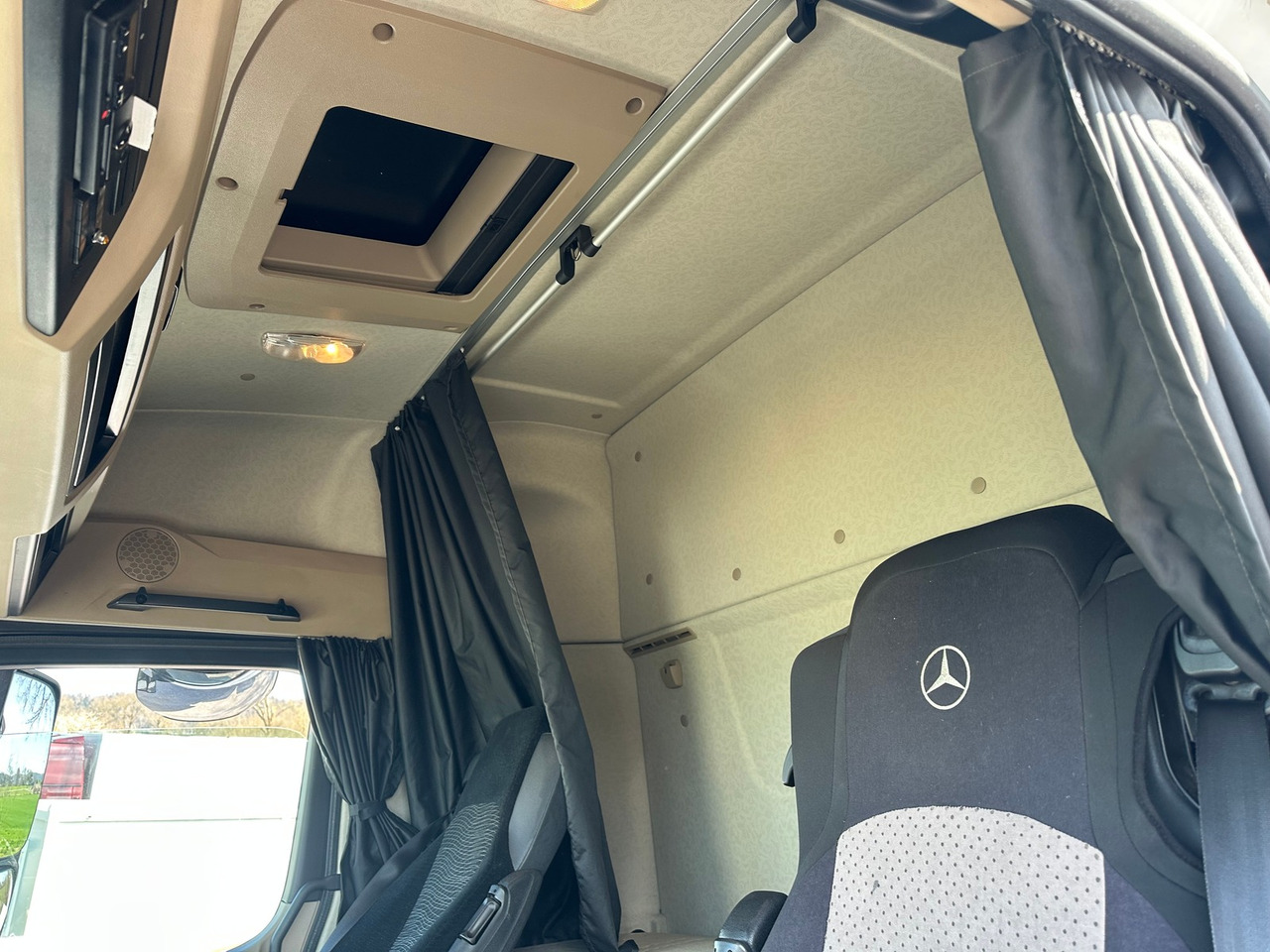 MERCEDES-BENZ actros 18.42 4x2 Shassie Cabine - الشاسيه شاحنة: صور 5 MERCEDES-BENZ actros 18.42 4x2 Shassie Cabine - الشاسيه شاحنة: صور 5