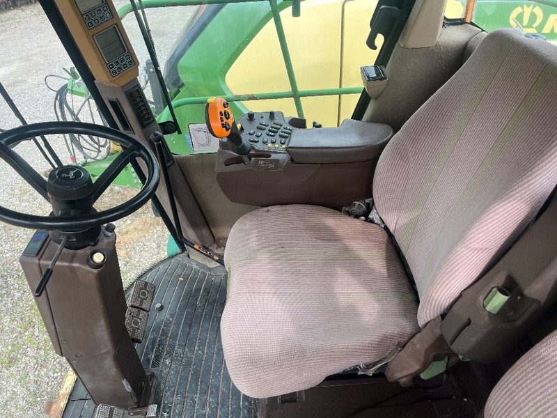 John Deere 7700 - حصادة الأعلاف: صور 5 John Deere 7700 - حصادة الأعلاف: صور 5