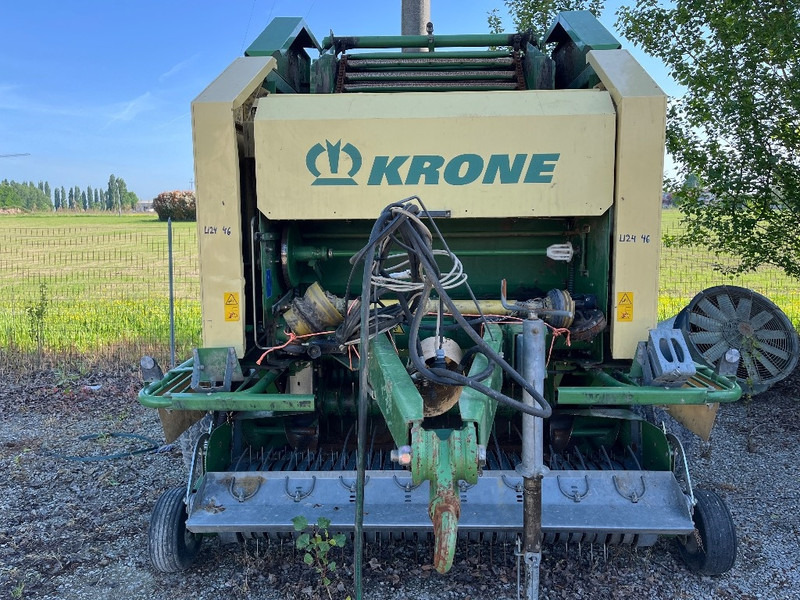 Krone Vario Pack 1800 - مكبس القش الدائري: صور 3 Krone Vario Pack 1800 - مكبس القش الدائري: صور 3