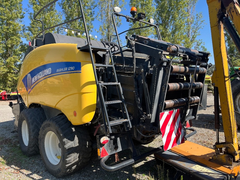 New Holland 1290 - مكبس البالات المستطيله: صور 4 New Holland 1290 - مكبس البالات المستطيله: صور 4