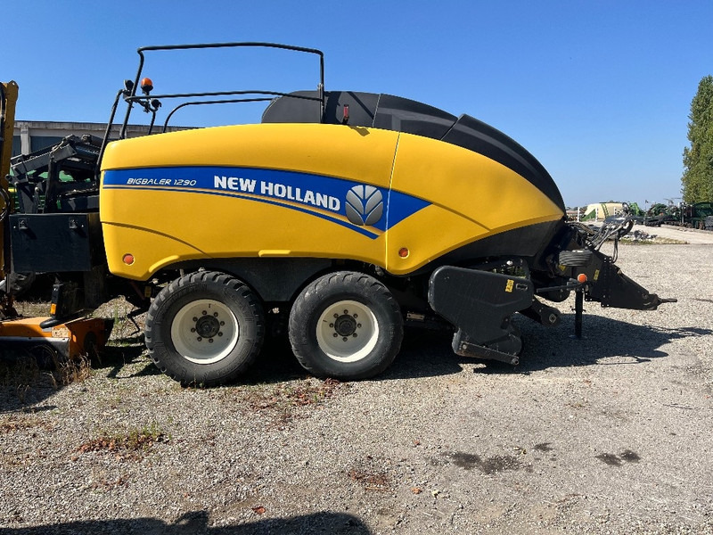 New Holland 1290 - مكبس البالات المستطيله: صور 2 New Holland 1290 - مكبس البالات المستطيله: صور 2