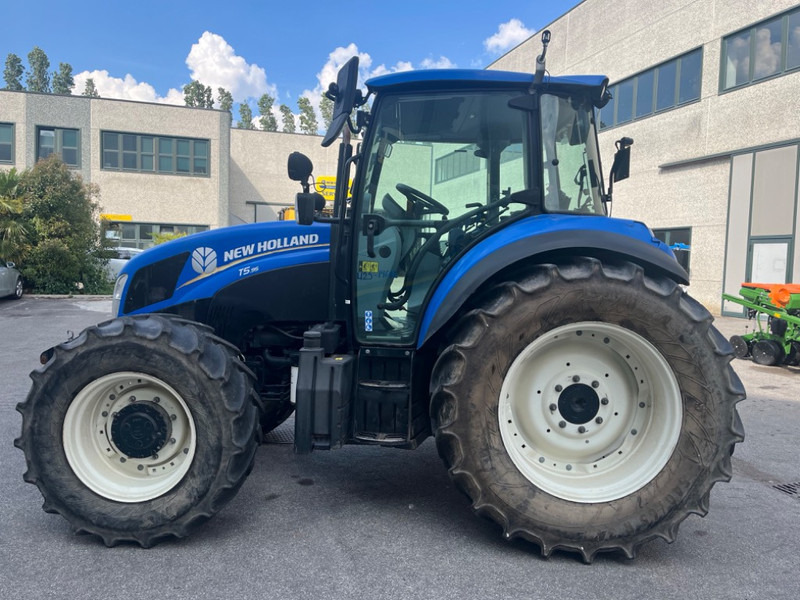New Holland T 5.95 DC - جرار: صور 4 New Holland T 5.95 DC - جرار: صور 4