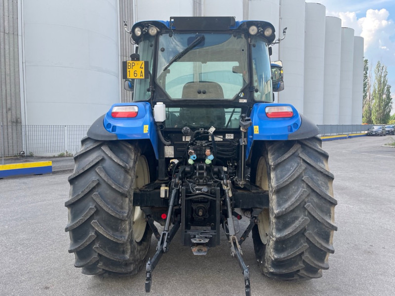 New Holland T 5.95 DC - جرار: صور 5 New Holland T 5.95 DC - جرار: صور 5