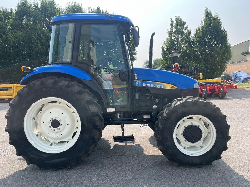 New Holland TD 90 D - جرار: صور 4 New Holland TD 90 D - جرار: صور 4