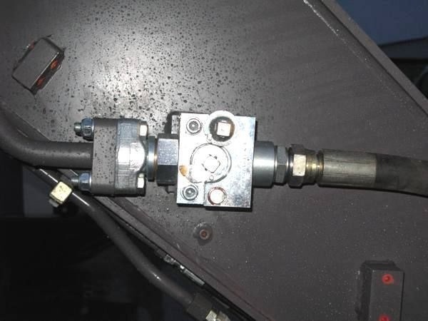 Balavto B-Quick hydraulic hoses for mini - وصلة الربط للمعدات المعلقة - حفارة مصغرة: صور 3 Balavto B-Quick hydraulic hoses for mini - وصلة الربط للمعدات المعلقة - حفارة مصغرة: صور 3