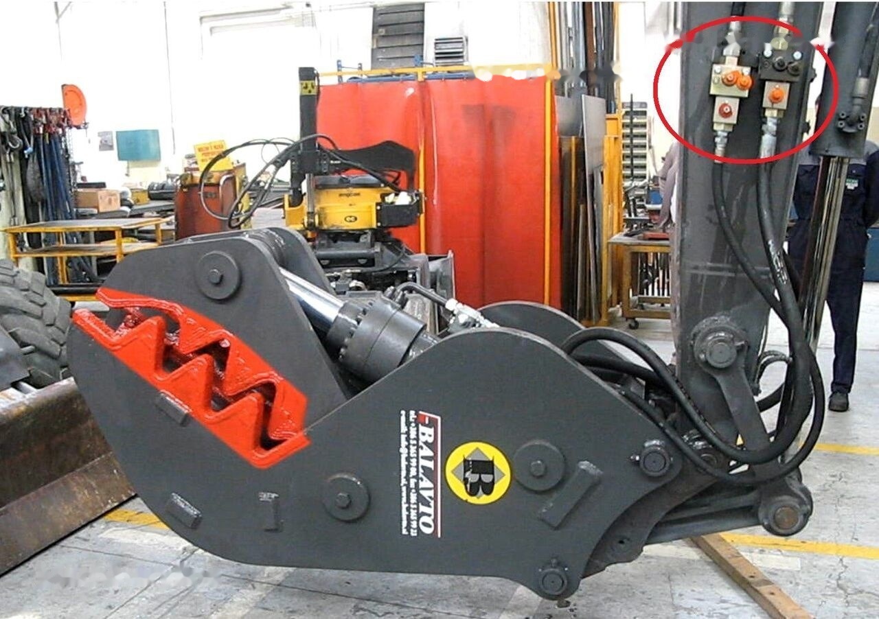 Balavto B-Quick hydraulic hoses for mini - وصلة الربط للمعدات المعلقة - حفارة مصغرة: صور 4 Balavto B-Quick hydraulic hoses for mini - وصلة الربط للمعدات المعلقة - حفارة مصغرة: صور 4