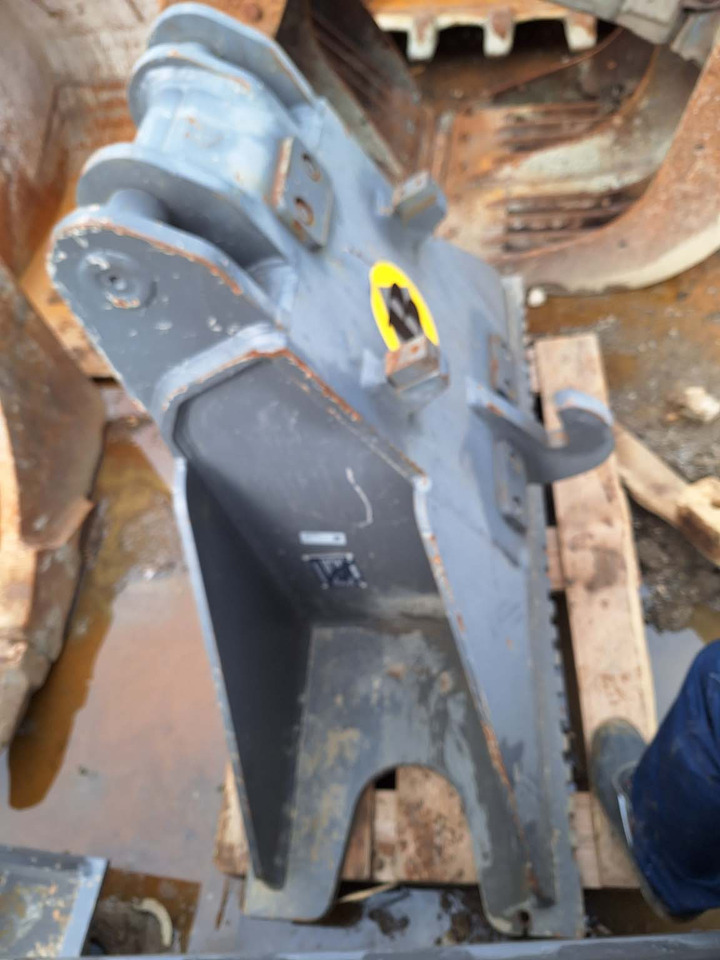 Balavto fork pylon - شوكات: صور 4 Balavto fork pylon - شوكات: صور 4