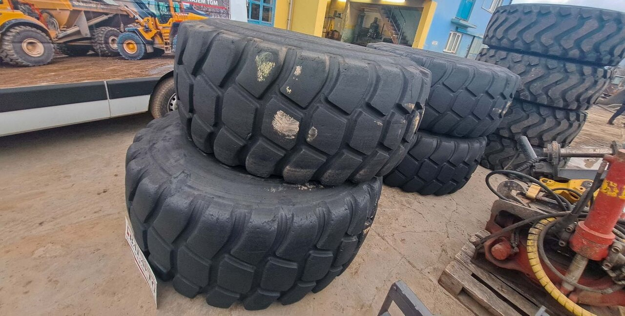 Bridgestone 29.5R25 - الإطارات - اللودر بعجل: صور 4 Bridgestone 29.5R25 - الإطارات - اللودر بعجل: صور 4