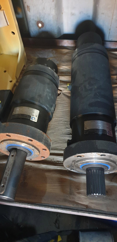 HKS DA--H 80 360º for PUTZMEISTER SPM 500 ESK1602791  for Putzmeister SPM 500 roadheader - محرك هيدروليكي: صور 2 HKS DA--H 80 360º for PUTZMEISTER SPM 500 ESK1602791  for Putzmeister SPM 500 roadheader - محرك هيدروليكي: صور 2