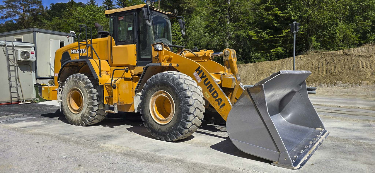 HYUNDAI HL970 - اللودر بعجل: صور 3 HYUNDAI HL970 - اللودر بعجل: صور 3
