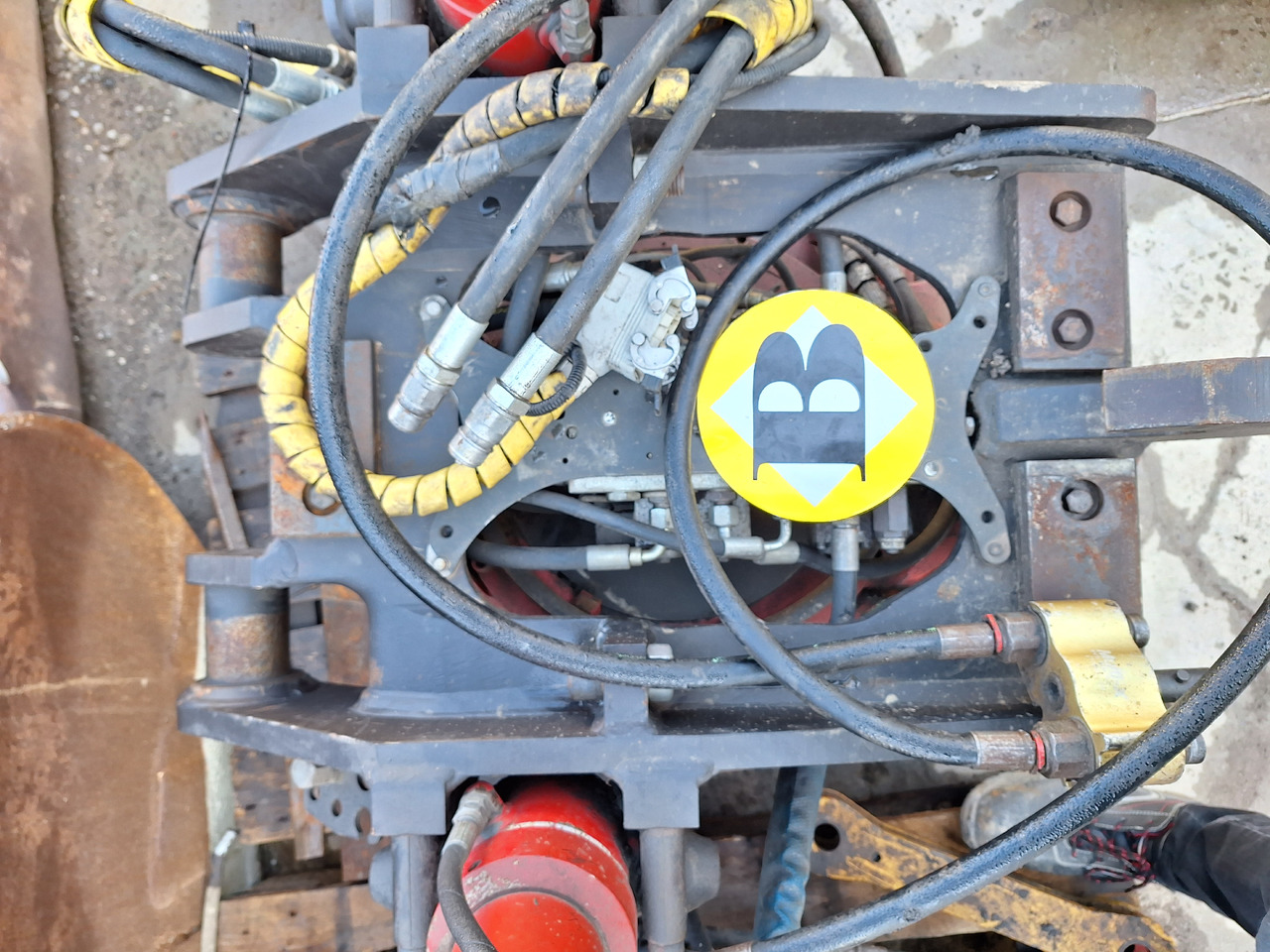 Indexator Tiltrotator S1 - مُلحق الحفار الدوار: صور 3 Indexator Tiltrotator S1 - مُلحق الحفار الدوار: صور 3