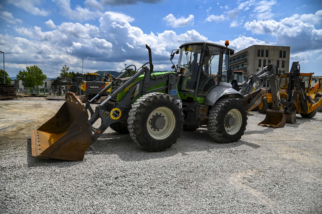 Lännen 8600E - حفار متعدد الاستخدام: صور 2 Lännen 8600E - حفار متعدد الاستخدام: صور 2