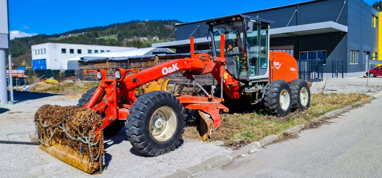 O&K F156.6 - آلة تسوية الأرض: صور 1 O&K F156.6 - آلة تسوية الأرض: صور 1