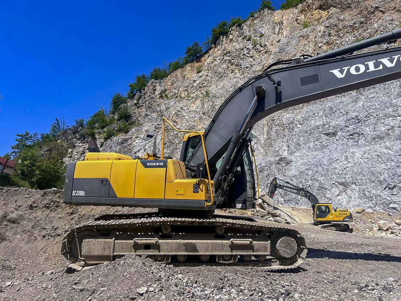 VOLVO EC220D - حفارات زحافة: صور 5 VOLVO EC220D - حفارات زحافة: صور 5