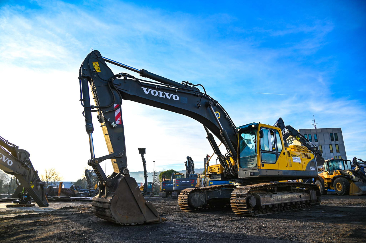 VOLVO EC360B NLC - حفارات زحافة: صور 1 VOLVO EC360B NLC - حفارات زحافة: صور 1