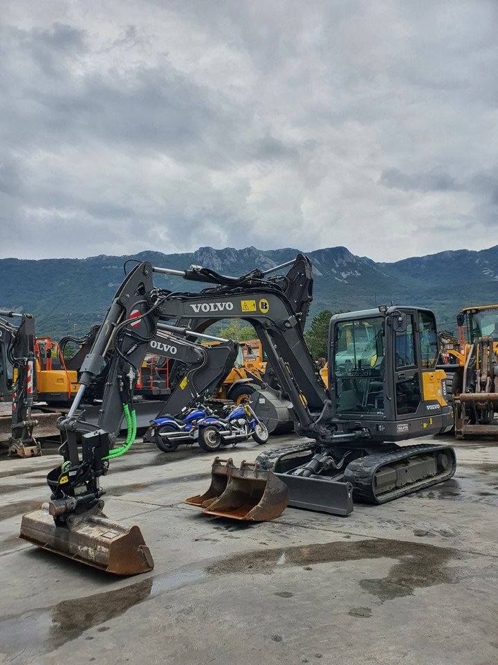 VOLVO EC60E - حفارة مصغرة: صور 3 VOLVO EC60E - حفارة مصغرة: صور 3