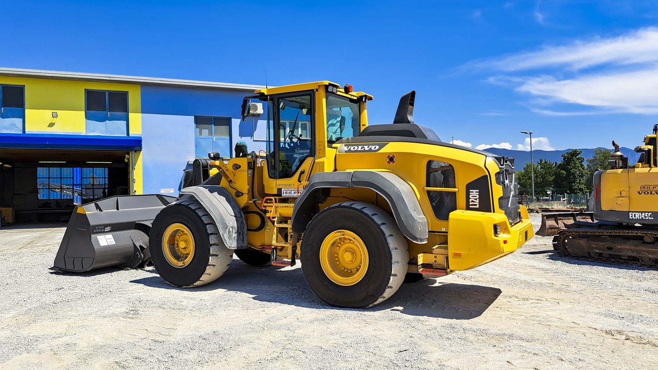 VOLVO L120H - اللودر بعجل: صور 4 VOLVO L120H - اللودر بعجل: صور 4