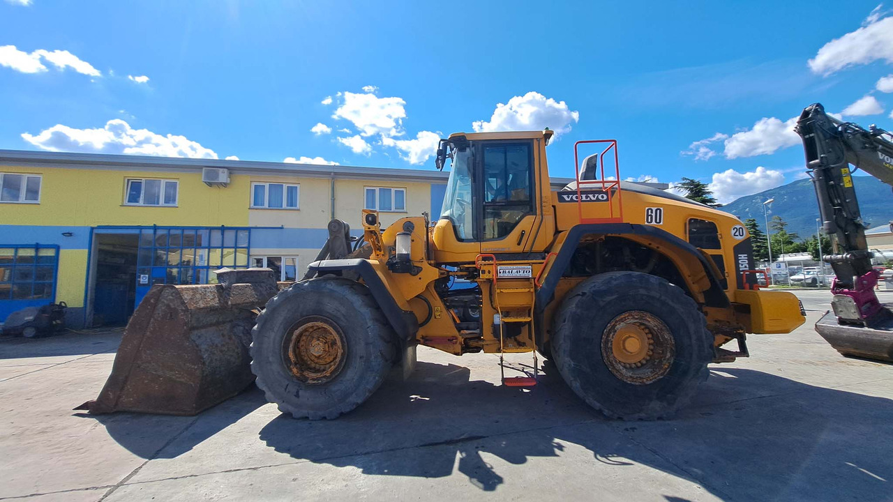 VOLVO L150H - اللودر بعجل: صور 1 VOLVO L150H - اللودر بعجل: صور 1