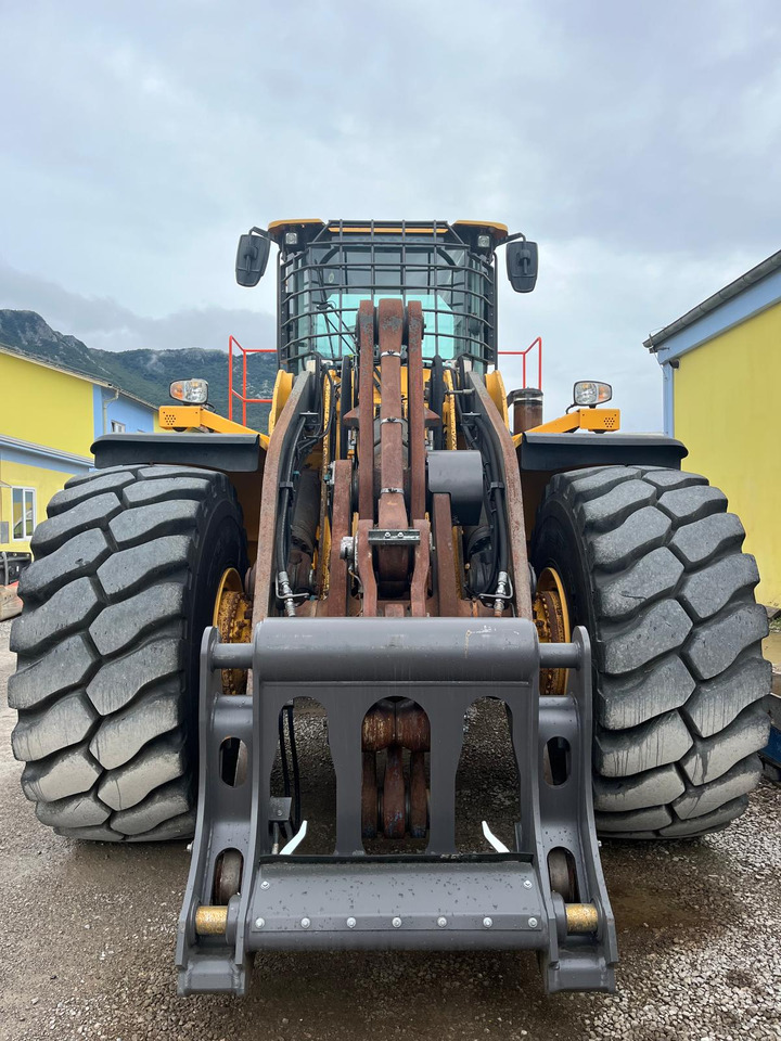 Volvo L220H - اللودر بعجل: صور 4 Volvo L220H - اللودر بعجل: صور 4