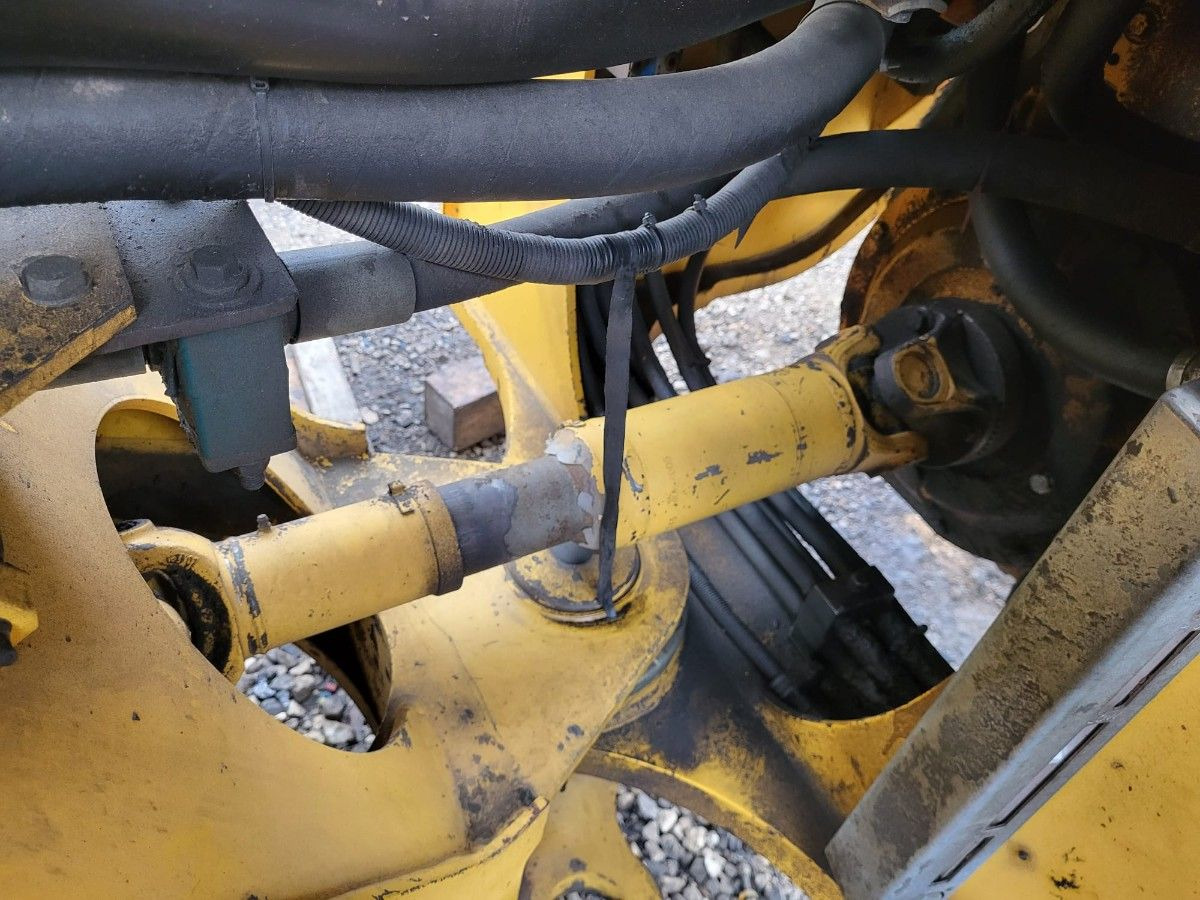 Volvo propeller shaft - عمود الكردان - لودر: صور 2 Volvo propeller shaft - عمود الكردان - لودر: صور 2