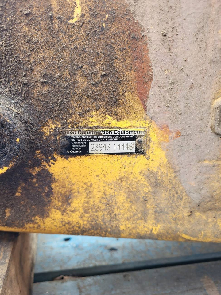 Volvo rear axle - المحور الخلفي - لودر: صور 2 Volvo rear axle - المحور الخلفي - لودر: صور 2