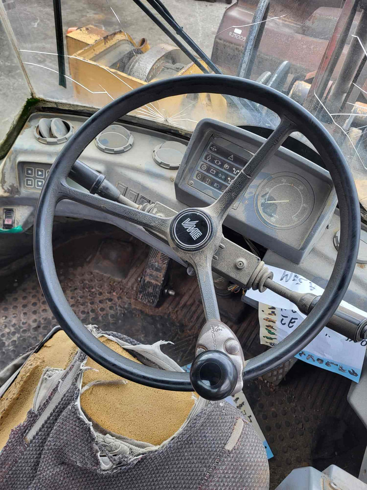 Volvo steering wheel - عجلة القيادة - لودر: صور 2 Volvo steering wheel - عجلة القيادة - لودر: صور 2
