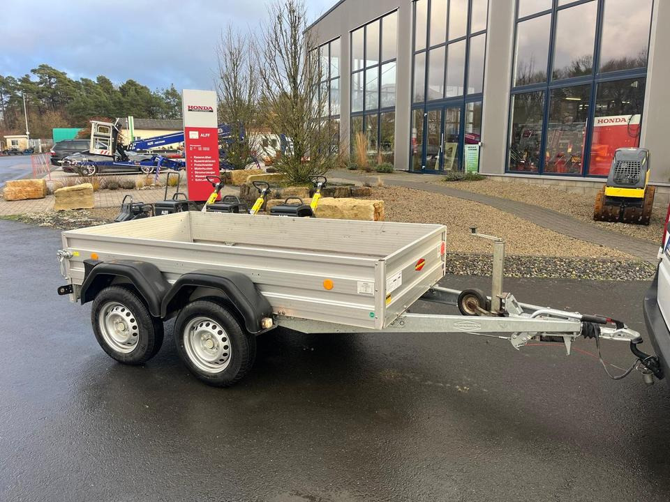 Böckmann AT1 Tandemanhänger - مقطورات مسطحة: صور 2 Böckmann AT1 Tandemanhänger - مقطورات مسطحة: صور 2