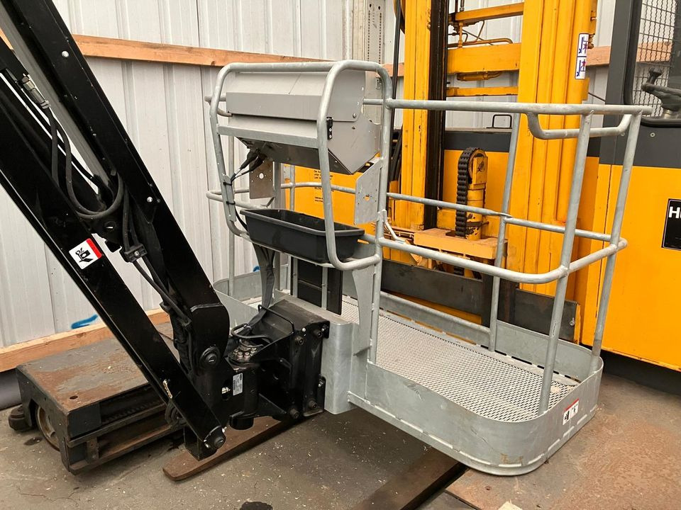 Manitou Arbeitsbühne 180 ATJ Unfallschaden Teleskopbühne - رافعات سلة مفصلية: صور 2 Manitou Arbeitsbühne 180 ATJ Unfallschaden Teleskopbühne - رافعات سلة مفصلية: صور 2