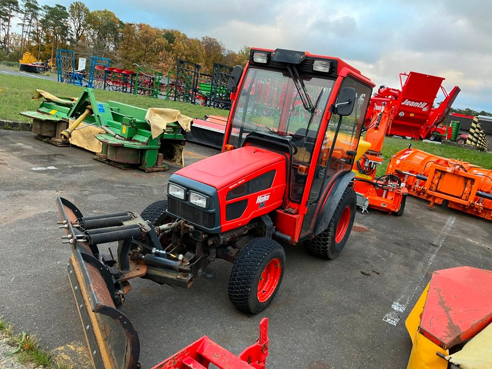 Winterdienst Hakotrac 3000DA Schneeschild Salzstreuer - جرار, سيارة بلدية: صور 4 Winterdienst Hakotrac 3000DA Schneeschild Salzstreuer - جرار, سيارة بلدية: صور 4