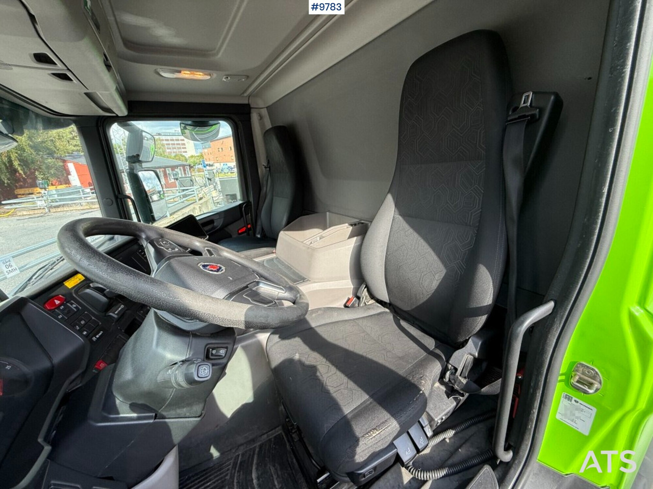 Box truck Scania P280 gas-powered - بصندوق مغلق شاحنة: صور 5 Box truck Scania P280 gas-powered - بصندوق مغلق شاحنة: صور 5